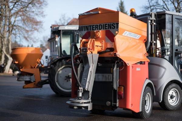 Winterdienst Streuer